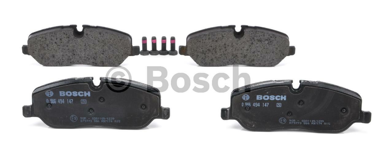 0 986 494 147, Комплект тормозных колодок, + винты LAND ROVER (Front)