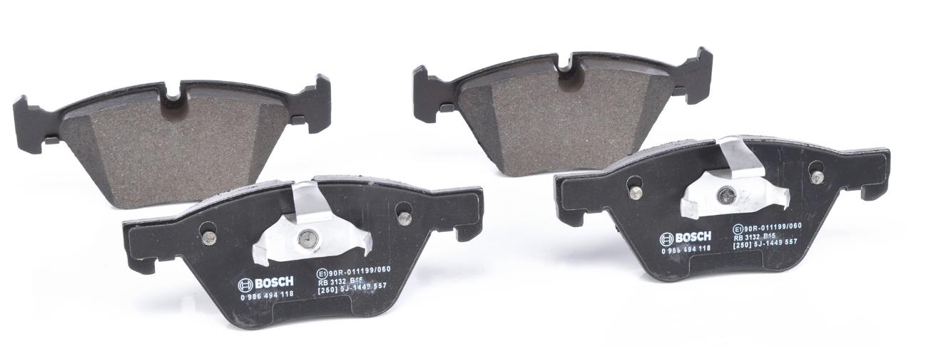 0 986 494 118, Комплект тормозных колодок,  BMW 5 (E60) / 3 (E90)  Front